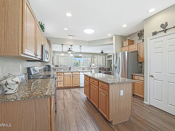 5th image of 15261 W PINEHURST Lane