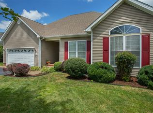 932 Bogey Way, Bowling Green, KY 42104