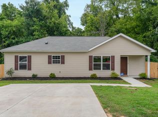 908 Mapleash Ave, Columbia, TN 38401