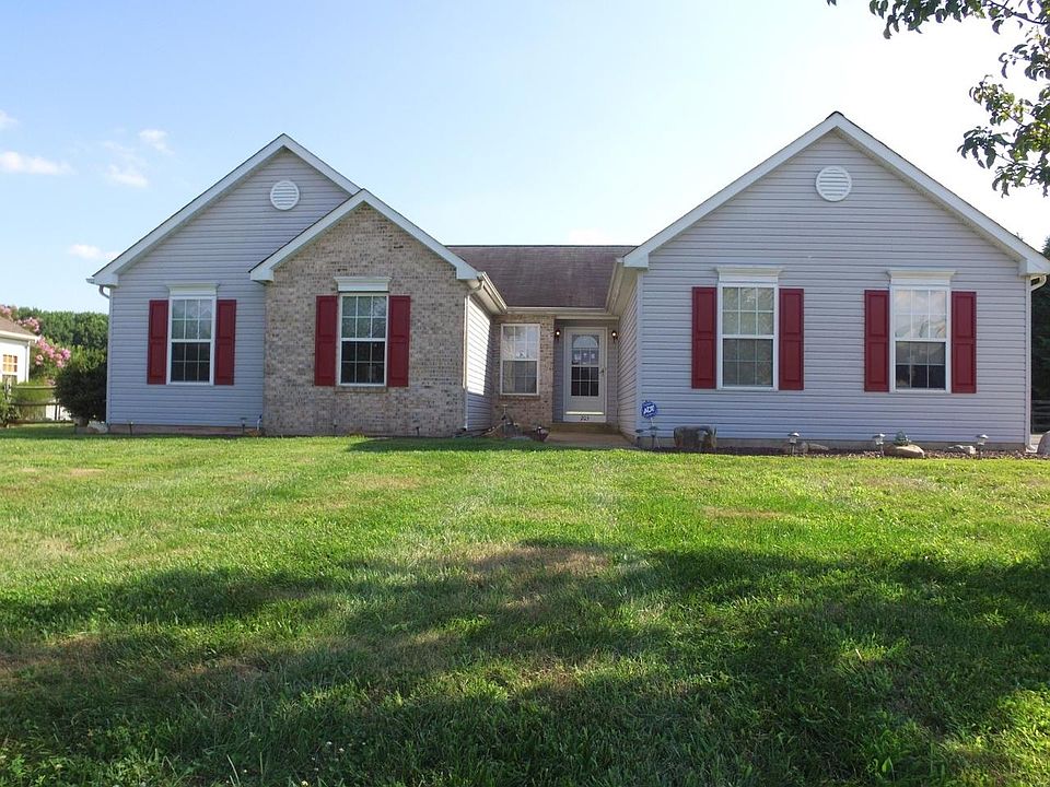 1st image of 205 Olivine Cir