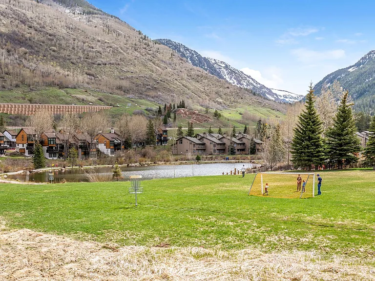 4680 Vail Racquet Club Dr #14-20 — Photo 32