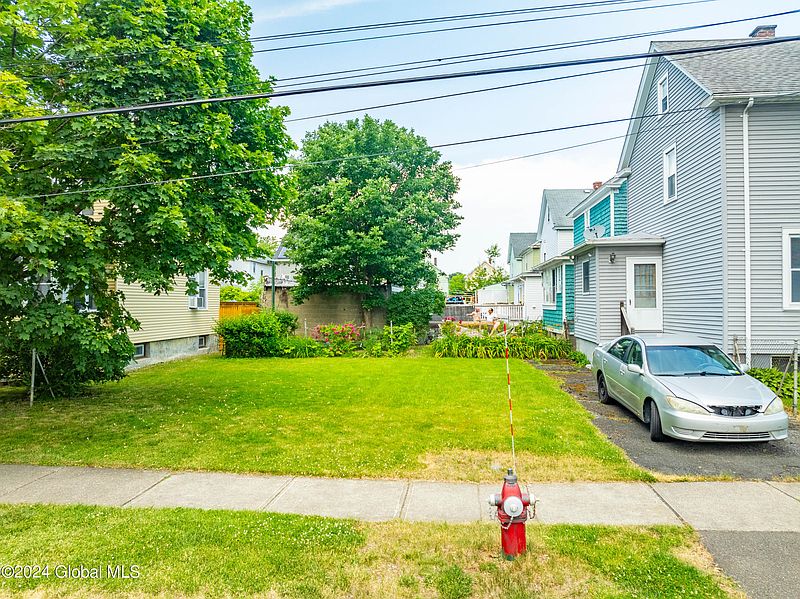 4th image of 172 Southern Boulevard