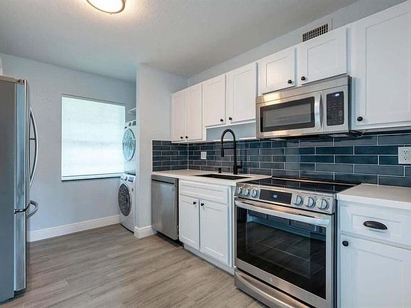 2nd image of 5207 N Flagler Dr #4