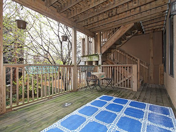 4th image of 140 Essex St APT 2