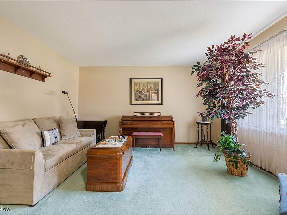 irasutoyazuki★ 40 Hazy Gate Ter, Franklin Lakes, NJ 07417 | Zillow