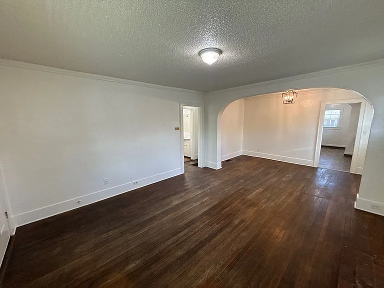 1165 Hood St NE — Photo 9