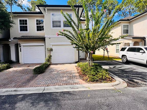 2nd image of 11287 ESTANCIA VILLA Circle #1206
