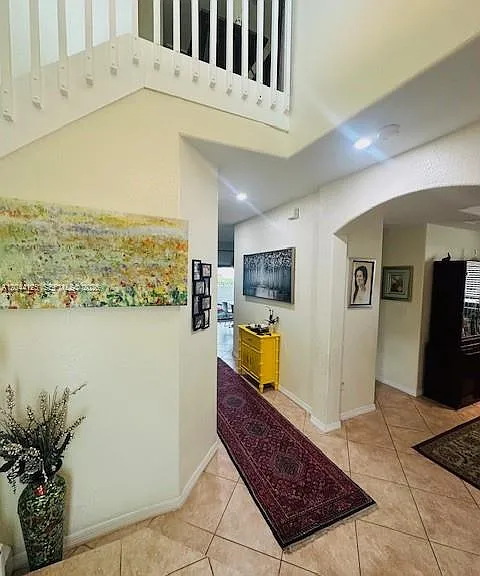 4318 NW 113th Pl — Photo 3