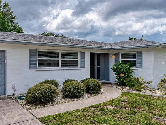 2nd image of 4721 Lark Ridge Cir