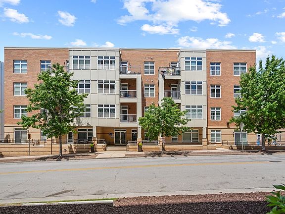 Fabulous Condo @ Riverbridge!