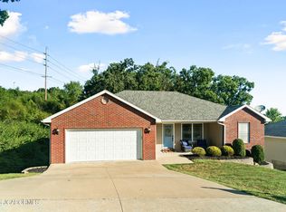 2414 Hartford Dr, Jefferson City, MO 65109