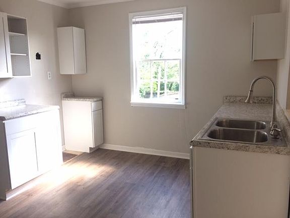 3rd image of 314B Leafland Ave