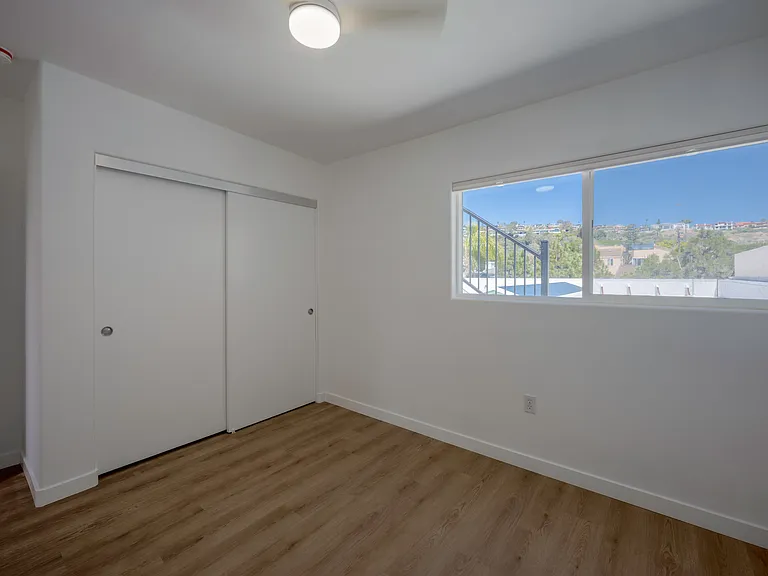 5752 La Jolla Blvd — Photo 6