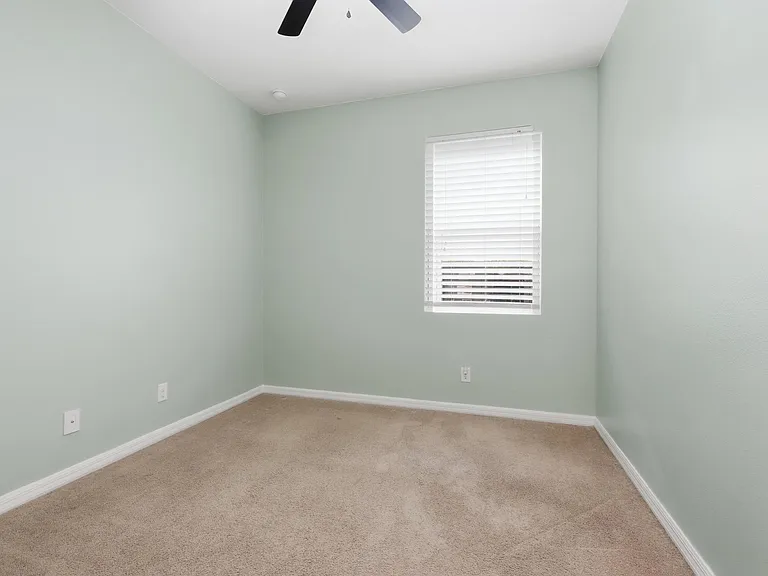 740 Preakness Cir — Photo 25