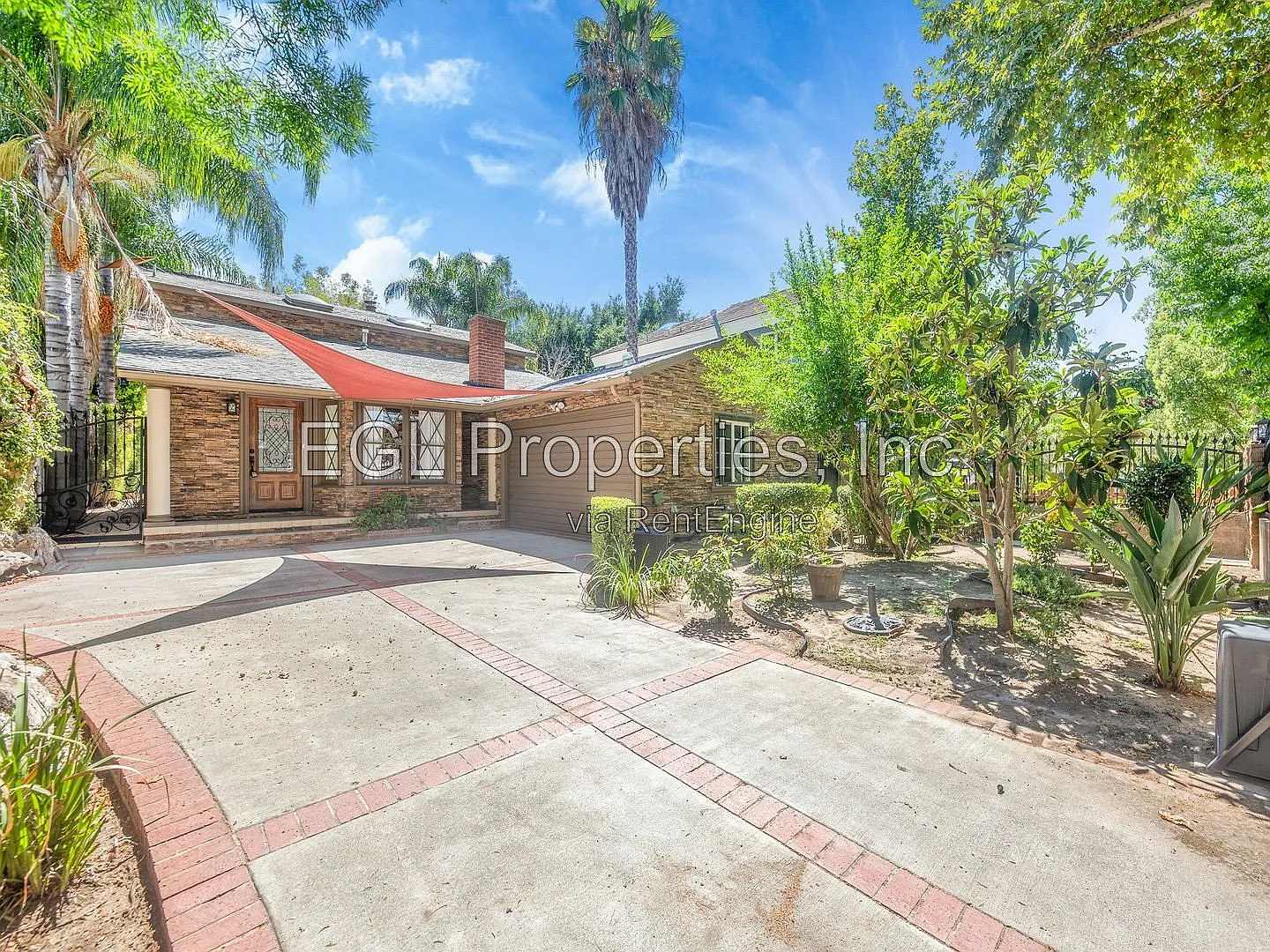 4 bed, 4.0 bath, 2400 sqft, $6,500 — Photo 4