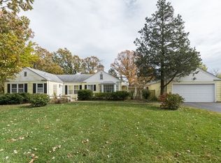 1115 Longmeadow Dr, Northbrook, IL 60062