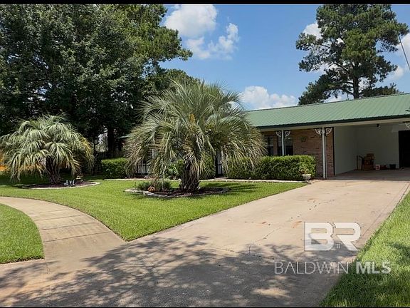 3rd image of 512 Jeraldean Ct