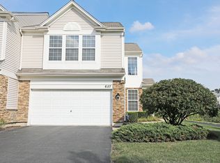 657 Pointe Dr, Crystal Lake, IL 60014