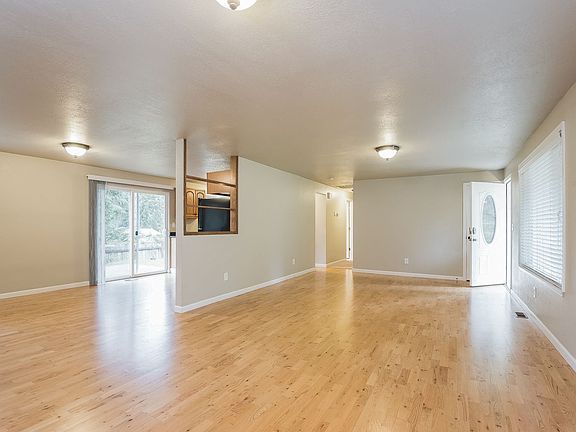 3rd image of 17202 434th Ave SE