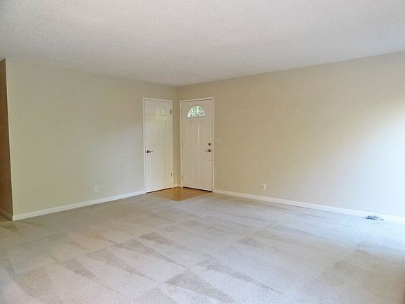 3rd image of 647 Vasona Ave #0