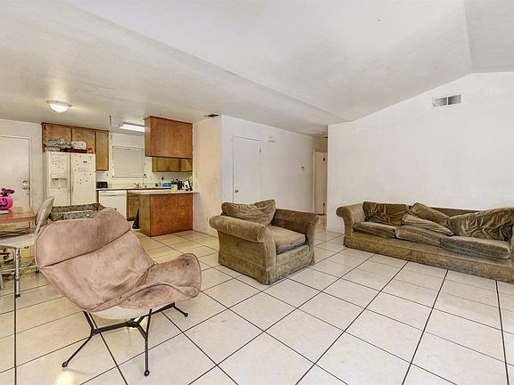 2nd image of 3246 23rd Ave