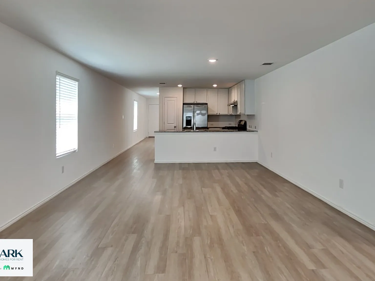 4 bed, 2.0 bath, 1627 sqft, $1,699 — Photo 4