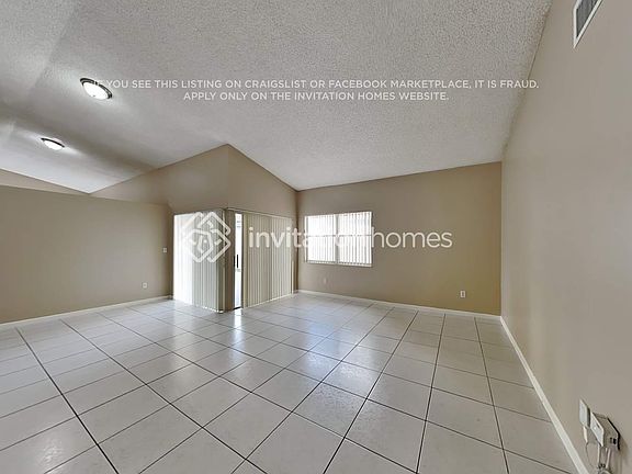 4th image of 15030 Norfolk Ln