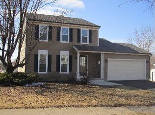 961 Pinebrook Dr, Lombard, IL 60148
