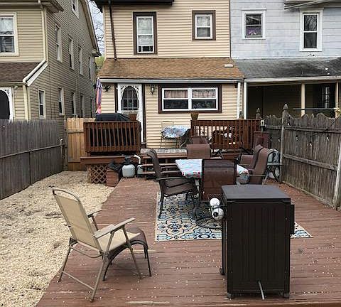 4th image of 231 Delsea Dr