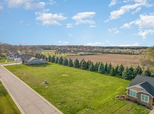 6060 Shadbush Dr, Saginaw, MI 48603