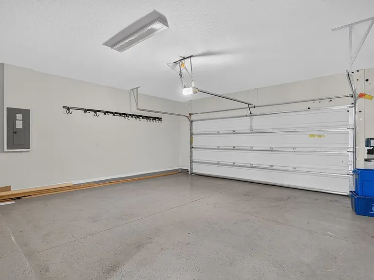 263 Gilmore Ln — Photo 37