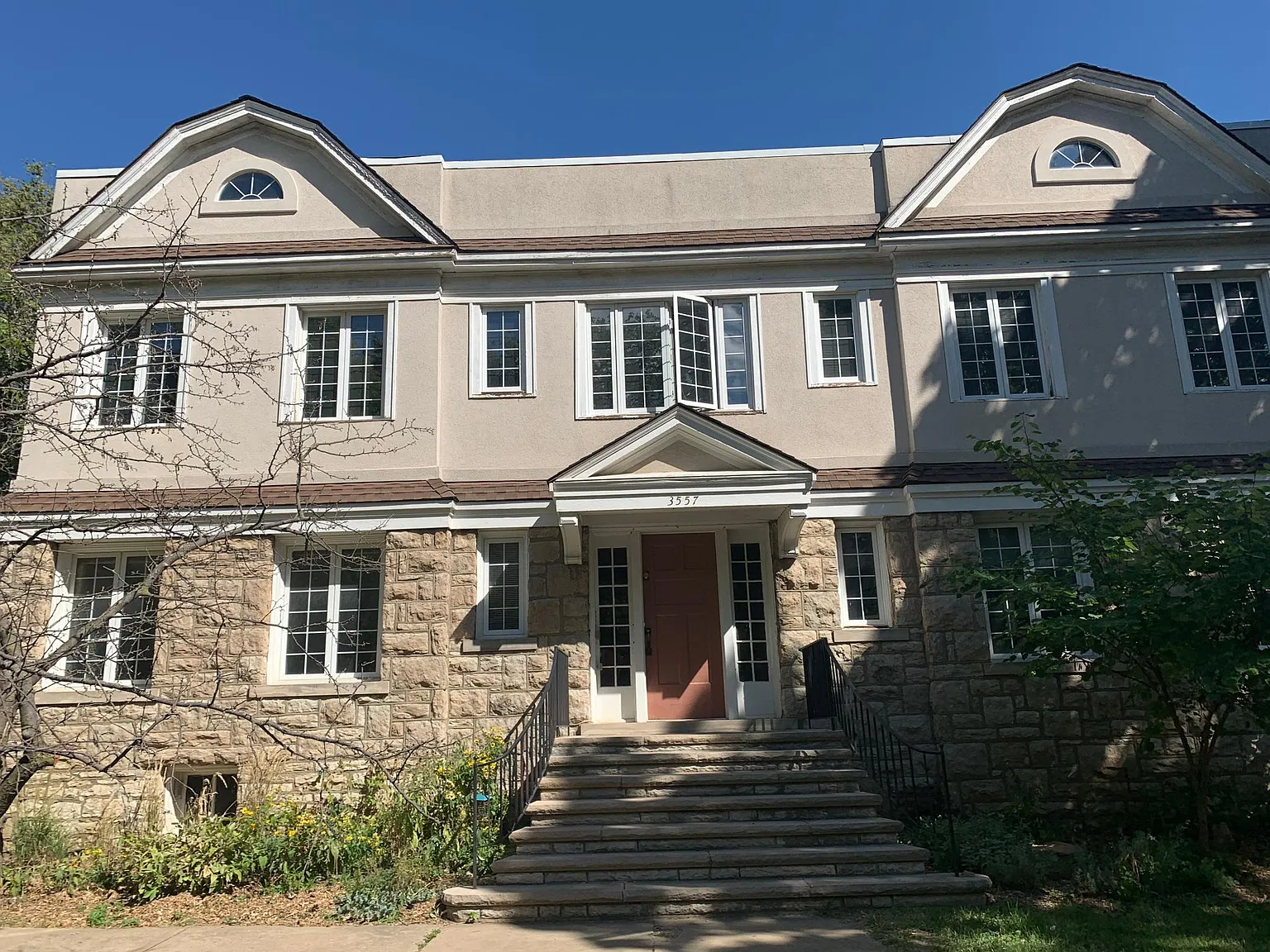 2 bed, 1100 sqft, $1,175 — Photo 1
