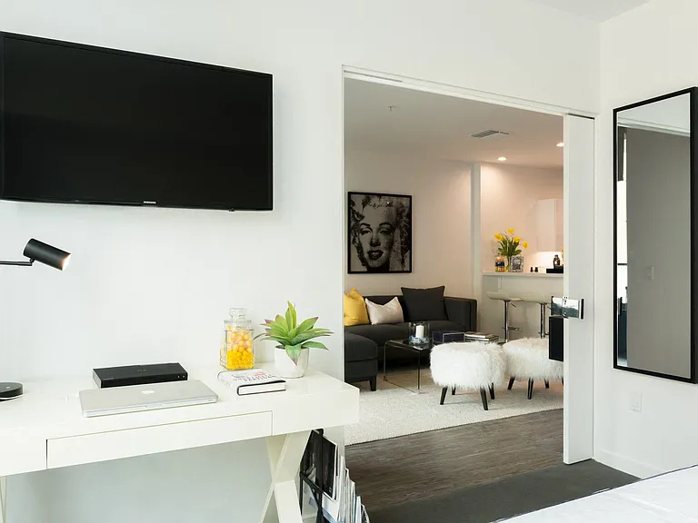 L Lofts — Photo 39