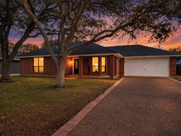 556 Vista Dr, Odem, TX 78370