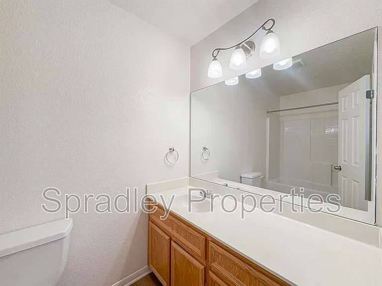 130 Lacey Lou Ln — Photo 20