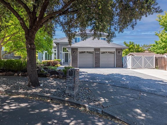 4th image of 2956 Woodcrest Court