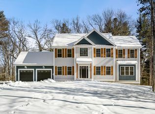 205 Lawrence Rd, Salem, NH 03079
