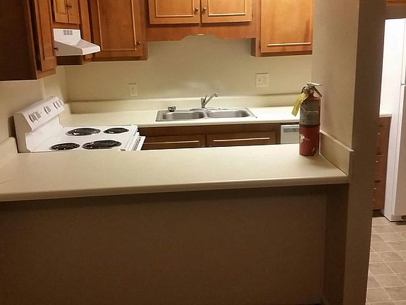 5th image of 222 Lanier Dr APT 406