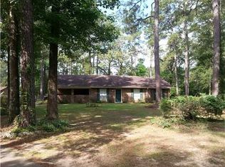 224 Oakwood Ln, Pineville, LA 71360