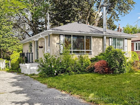 3rd image of 139 Pandora Cir