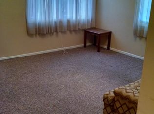 415 1/2 N Market St #D, Mount Carmel, IL