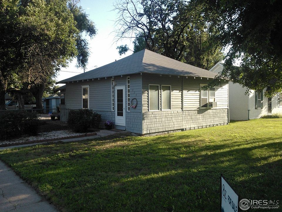 1st image of 223 2nd Ave