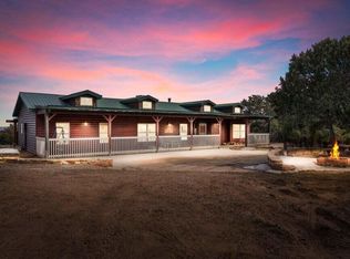29 Pine Haven Rd, Tijeras, NM 87059