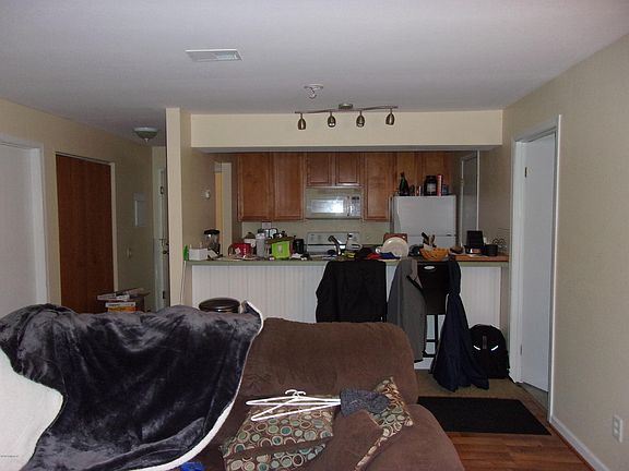 3rd image of 11369 40th Ave #16