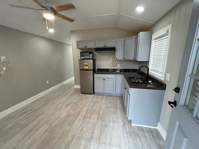 4535 Arkadelphia Rd — Photo 10
