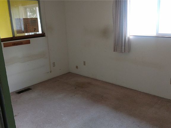 5th image of 1105 Soule Ave