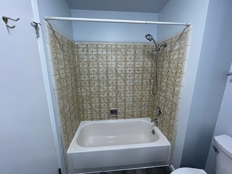 Hall Main Bath