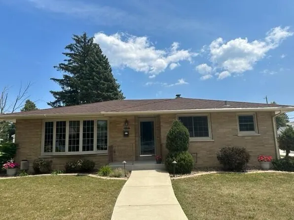 2427 25th AVENUE, Kenosha, WI 53140