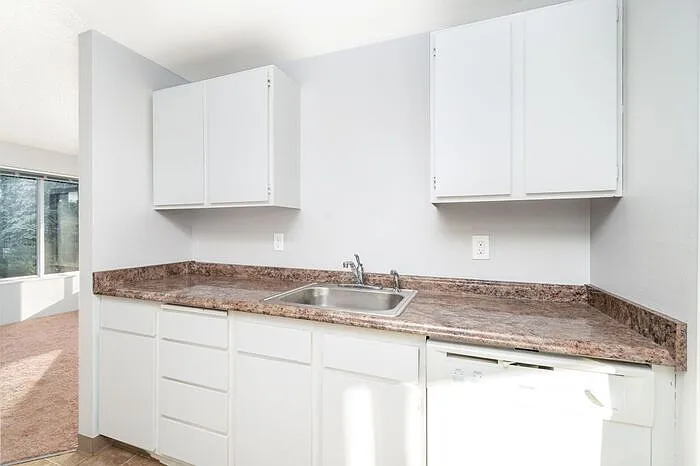 8332 SW 21st Ave #1 — Photo 9