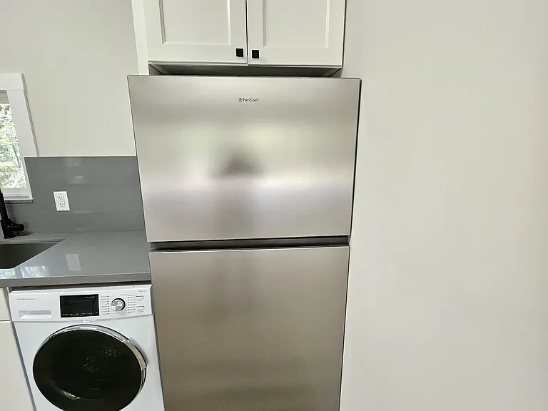 1159 Swanson Ln #A — Photo 8